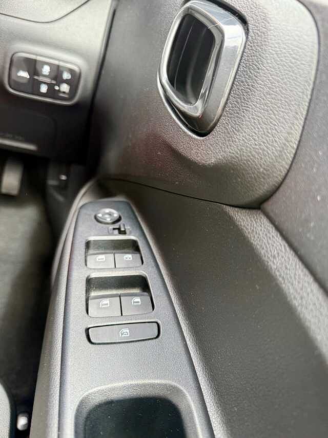 Hyundai i10 1.0 MPi SE Connect 5dr Auto