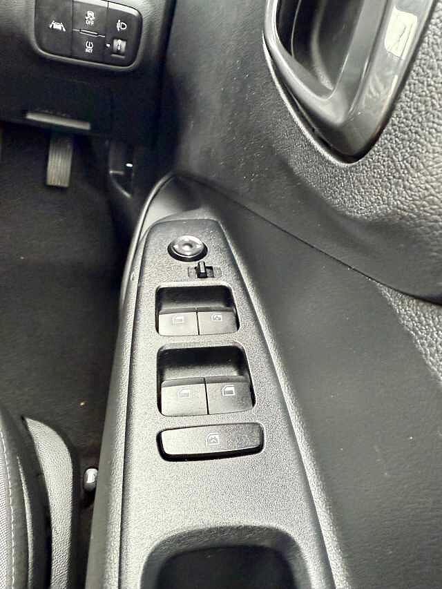 Hyundai i10 1.0 MPi SE Connect 5dr