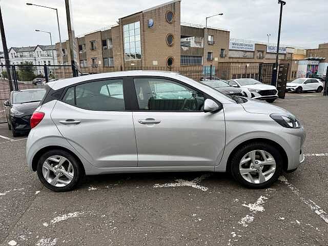 Hyundai i10 1.0 MPi SE Connect 5dr