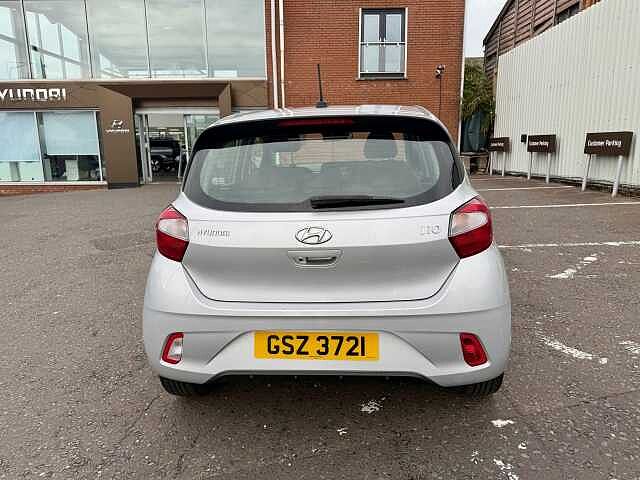 Hyundai i10 1.0 MPi SE Connect 5dr