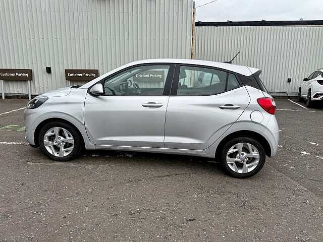 Hyundai i10 1.0 MPi SE Connect 5dr