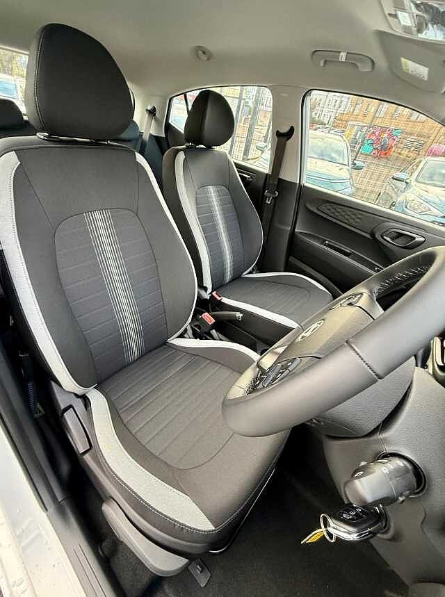 Hyundai i10 1.0 [63] Advance 5dr [Nav]