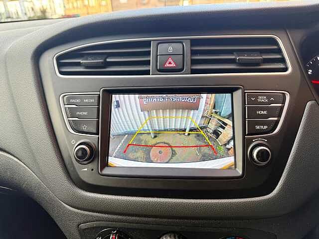 Hyundai i20 1.2 MPi S Connect 5dr