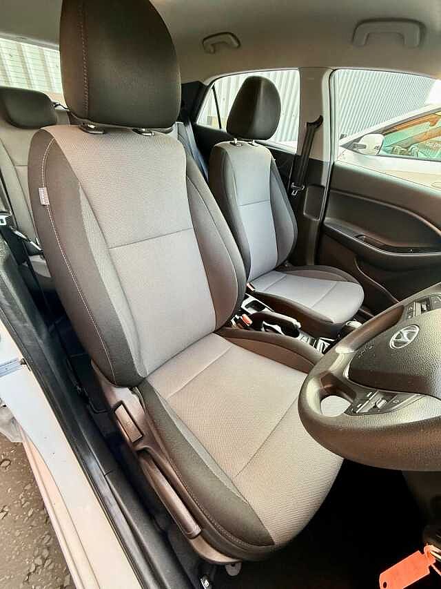 Hyundai i20 1.2 MPi S Connect 5dr