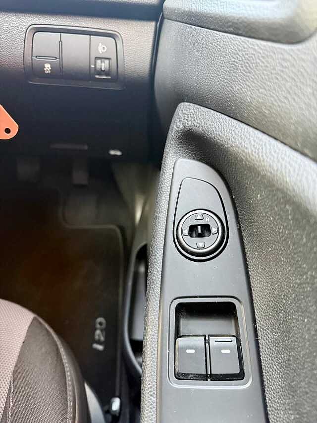 Hyundai i20 1.2 MPi S Connect 5dr