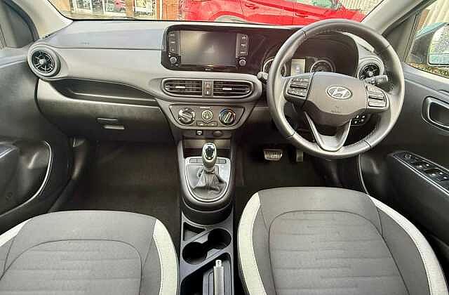 Hyundai i10 1.2 MPi SE Connect 5dr Auto