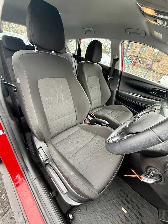 Hyundai BAYON 1.0 TGDi 48V MHEV SE Connect 5dr