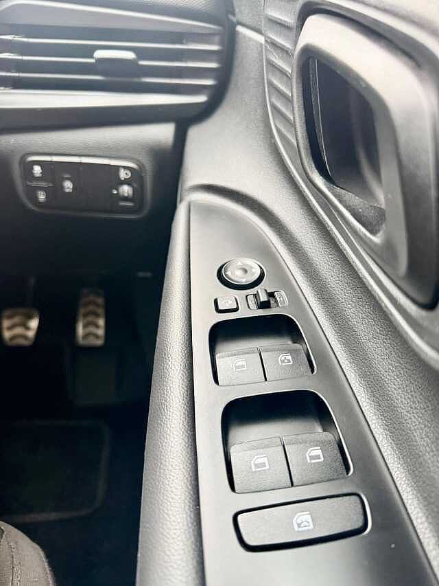 Hyundai BAYON 1.0 TGDi 48V MHEV SE Connect 5dr Blue