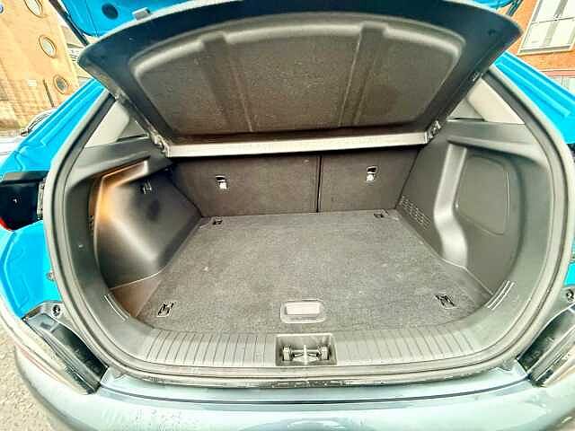 Hyundai KONA 1.0 TGDi 48V MHEV Premium 5dr