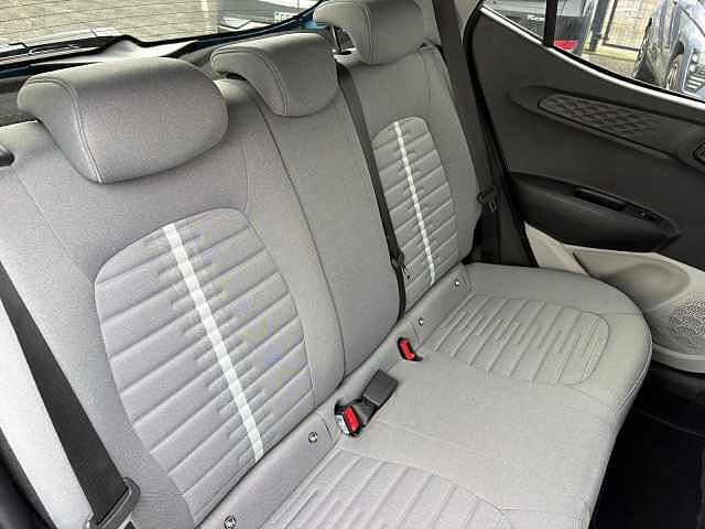 Hyundai i10 1.0 MPi SE Connect 5dr