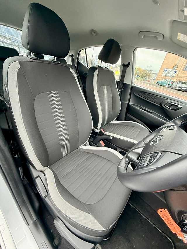 Hyundai i10 1.2 MPi SE Connect 5dr Auto