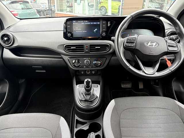 Hyundai i10 1.2 Advance 5dr Auto