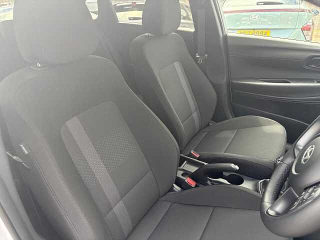 Hyundai i20 1.0T GDi 90 Black Line 5dr