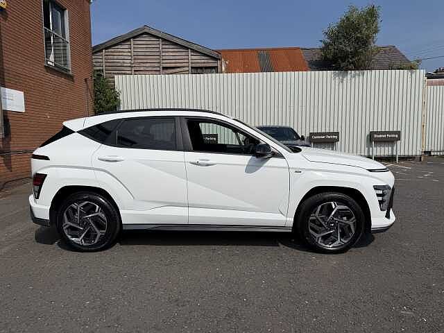 Hyundai KONA 1.6 GDi Hybrid N Line 5dr DCT White