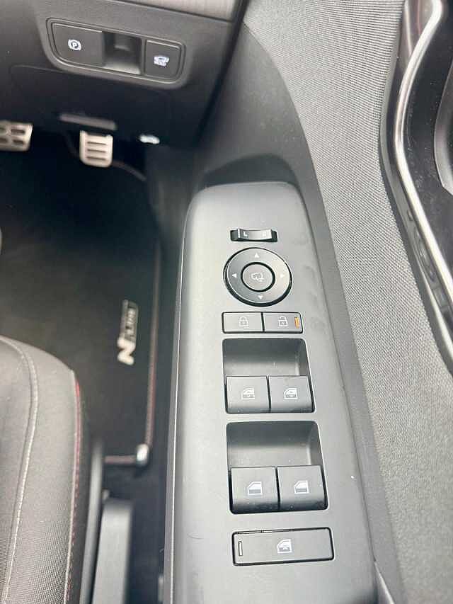 Hyundai KONA 1.6 GDi Hybrid N Line 5dr DCT Green