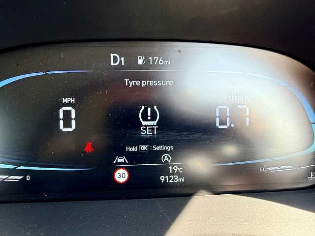 Hyundai i10 1.0 [63] Advance 5dr Auto [Nav]