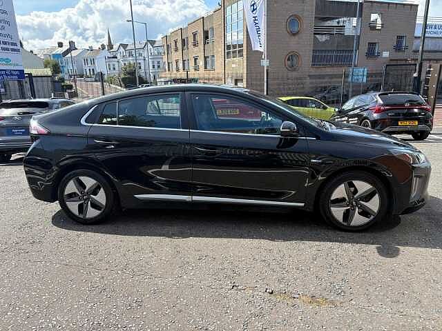 Hyundai IONIQ 1.6 GDi Hybrid 1st Edition 5dr DCT