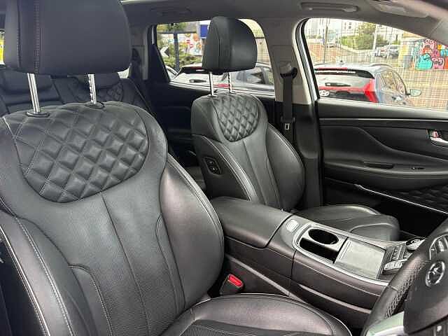 Hyundai SANTA FE 1.6 TGDi Hybrid Ultimate 5dr Auto